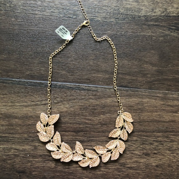 Francesca's Collections Jewelry - Francesca’s Rose Gold Leaf Necklace 🌿